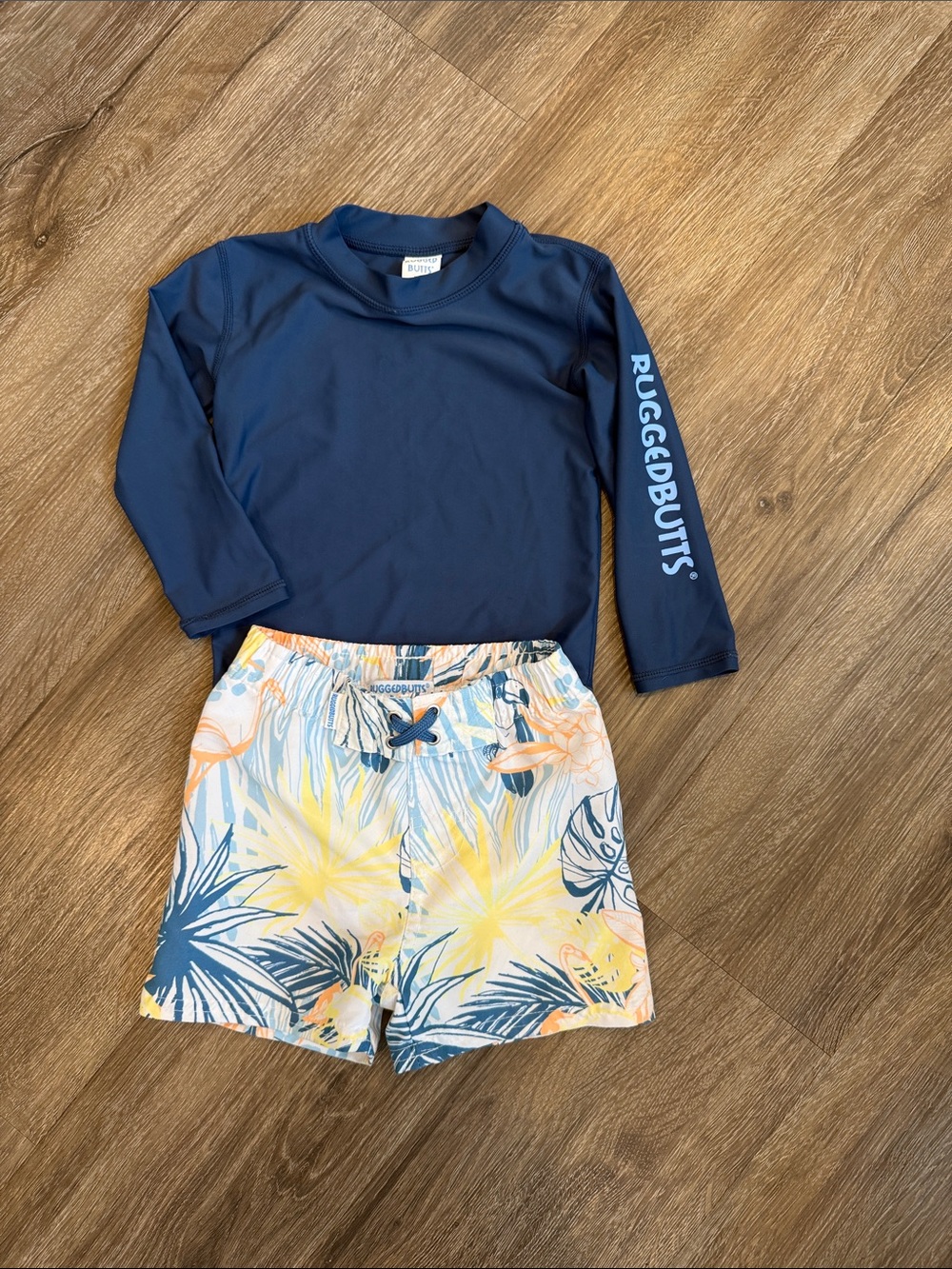 RUGGEDBUTTS Rash Guard & Tropical Swim Shorts Set - Toddler